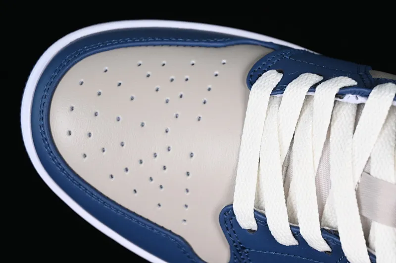 All categories Air Jordan Jordan series basketball shoes Air Jordan 1 Low Z version Air Jordan 1 Low "Georgetown" AJ1 Joe 1 Georgetown low-top cultural and casual sneakers DC0774-402